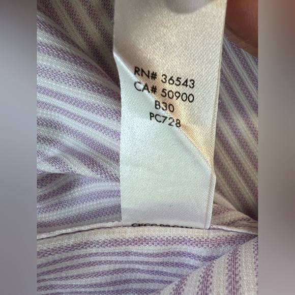 Calvin‎ Klein Shirt Men's Sz Large Purple Pinstripe Button Up Long Sleeve - Picture 7 of 10